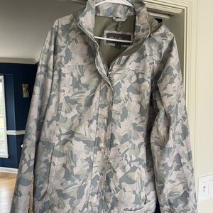 Eddie Bauer Women's Camouflage large Jacket - Gray Eeuc! Ski